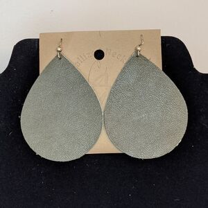 Hunter green leather drop earrings